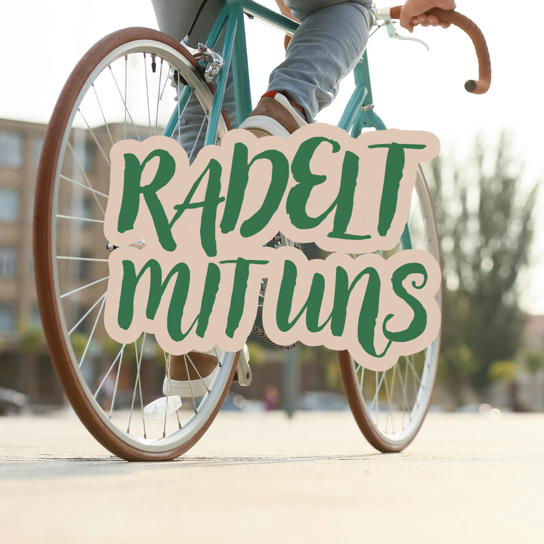 Das Bild zeigt einen Radfahrer und den Text: Radelt mit uns